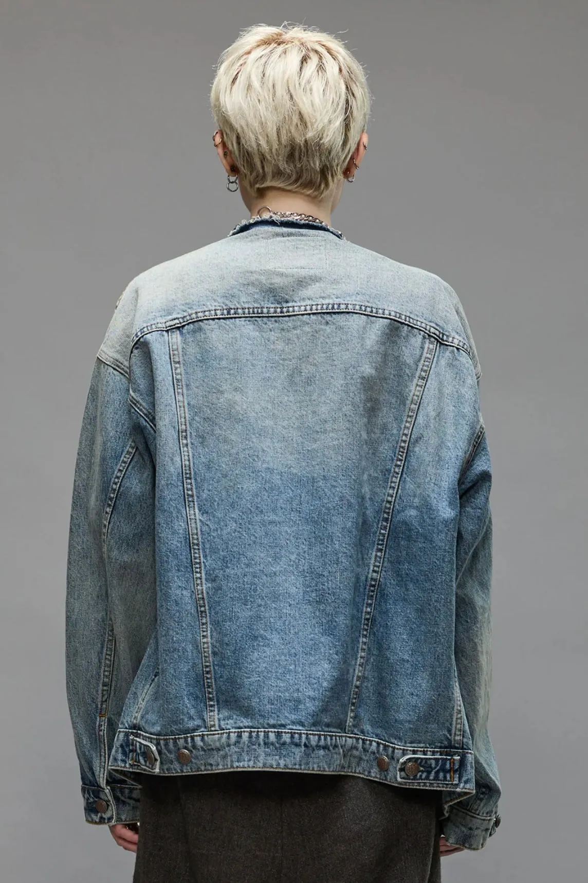 COLLARLESS TRUCKER JACKET