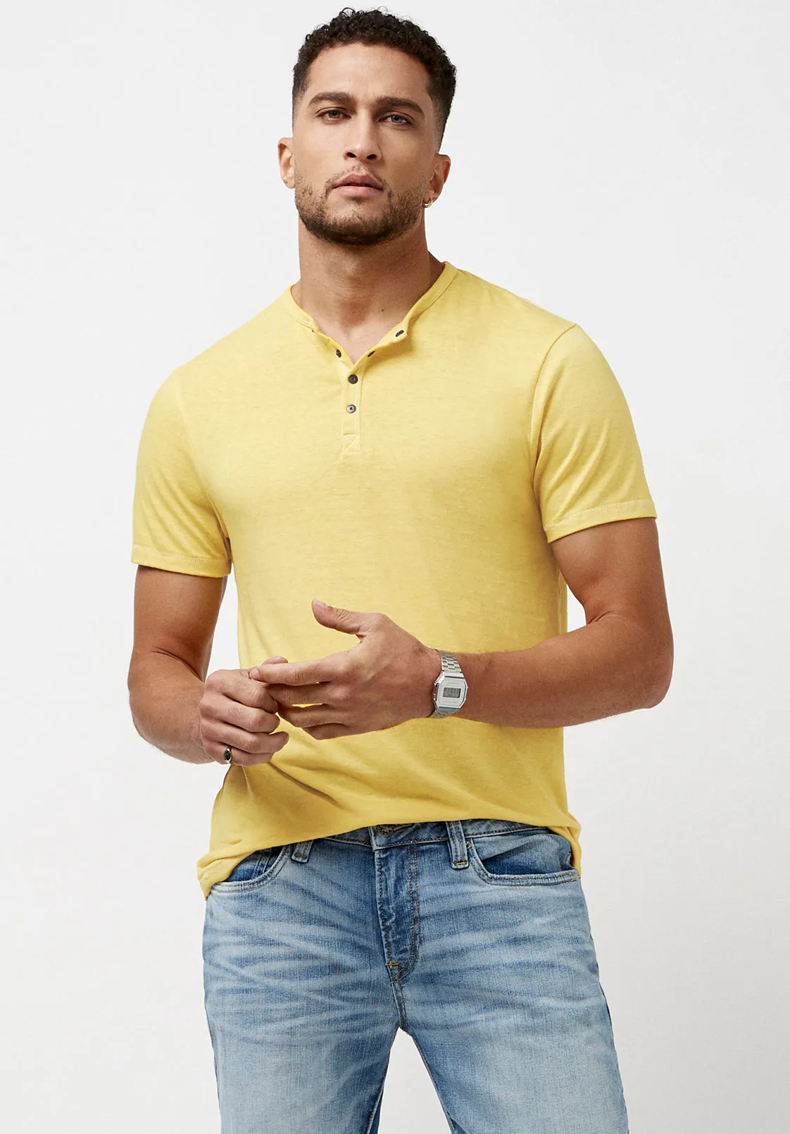 Kasum Men's Buttoned Henley T-Shirt in Yellow - BM23835