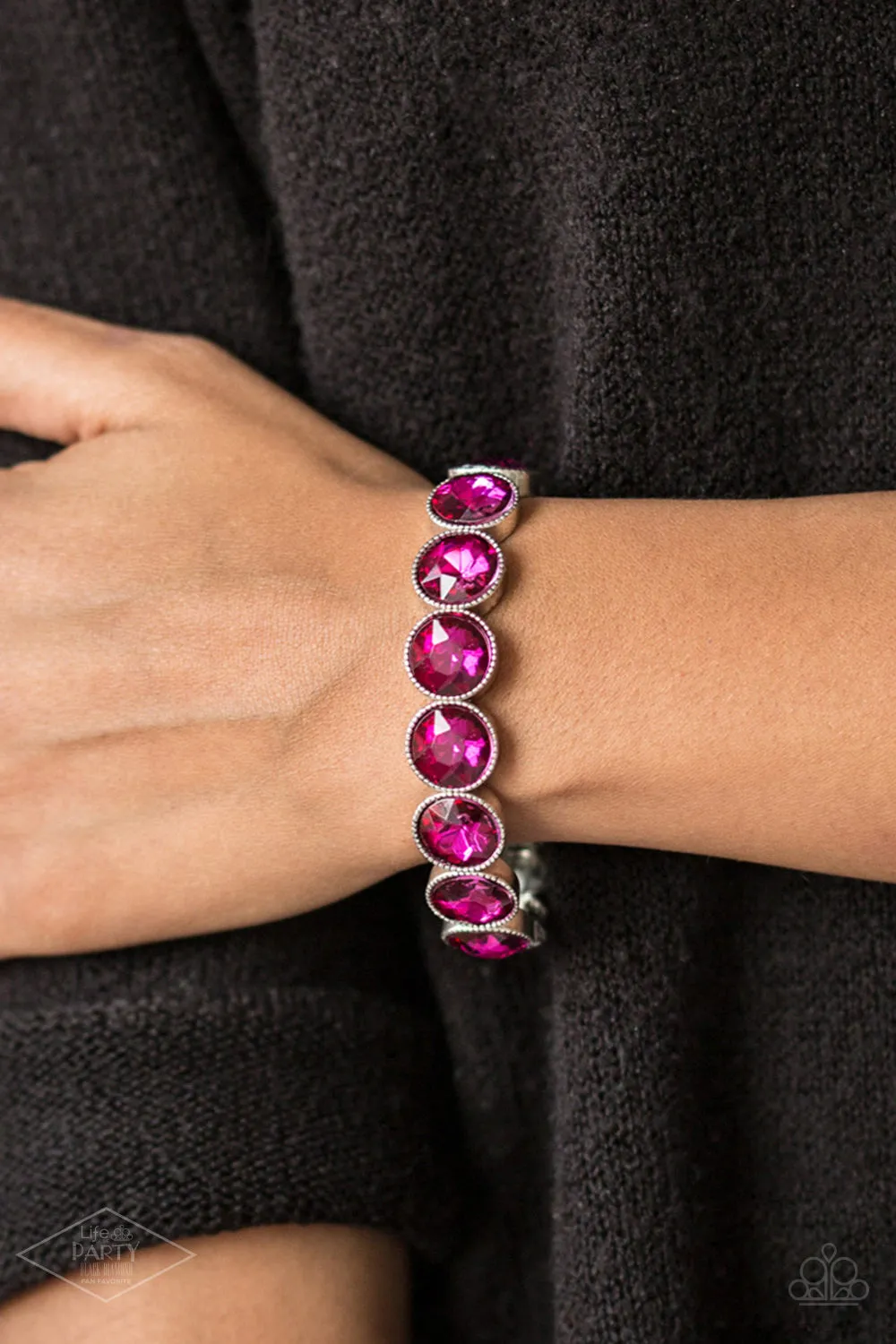 Number One Knockout Pink-Bracelet